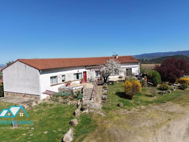 MAISON 225m2 TERRAIN 6500m2