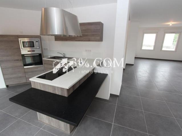 Maison 226 m2 5 chambres Garage double Jardin