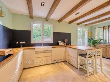 Maison 226 m2 8 pièces