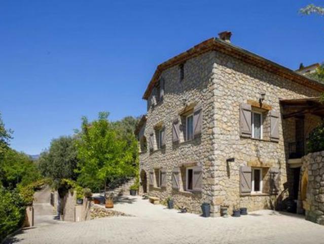 Maison 220 m2 MONTAUROUX