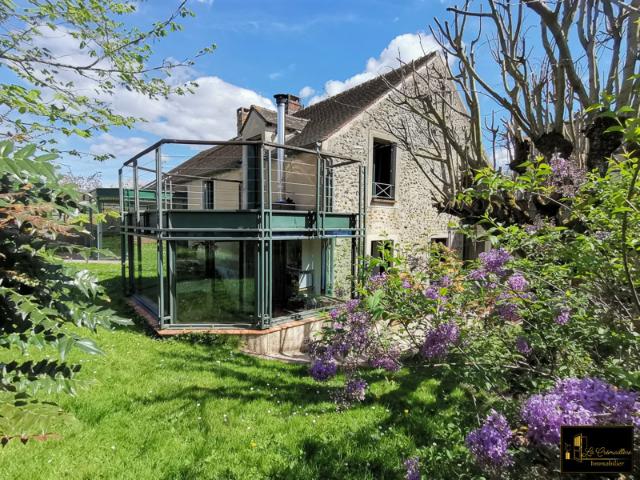 Maison 221 m2 9 pièces