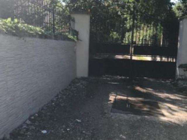 Maison 22 pièces 360 m²