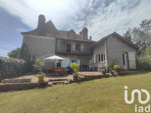 Maison 22 pièces 455 m²