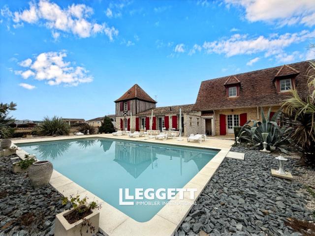Maison 22 pièces 654 m²