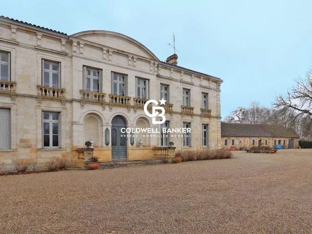 Maison 22 pièces 750 m²