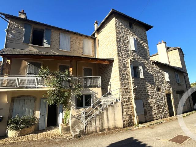 Maison 23 pièces 300 m²