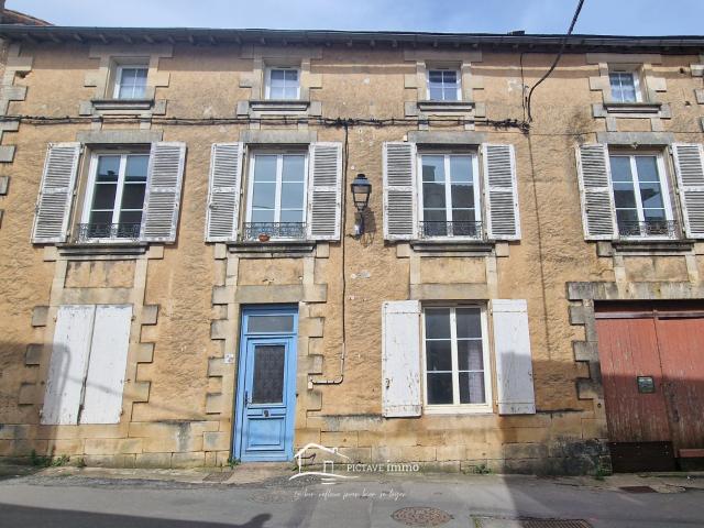 Maison 243 m²