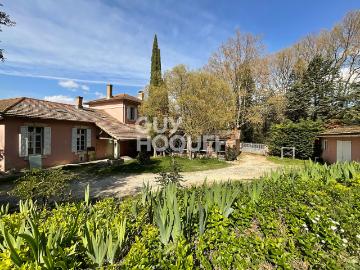 Maison 24 pièces 580 m²