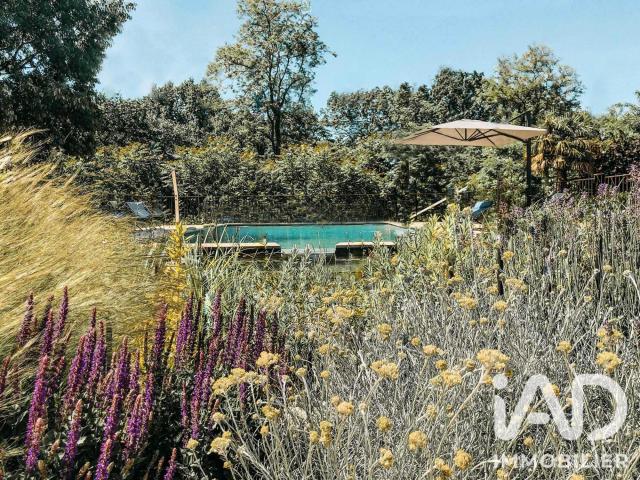 Maison 24 pièces 750 m²