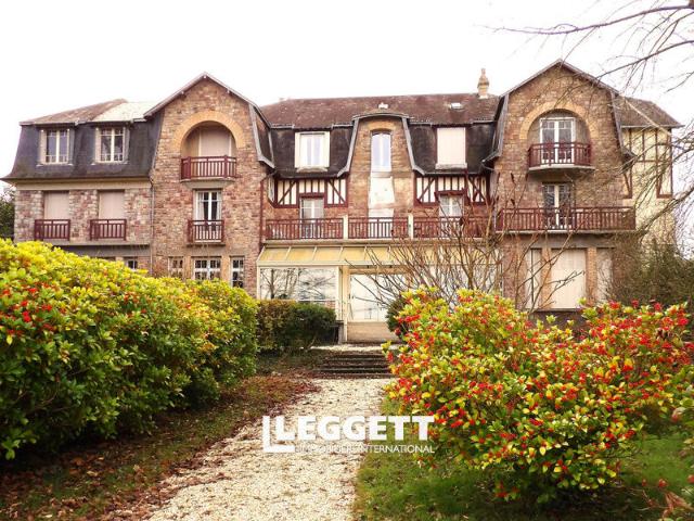 Maison 24 pièces 850 m²