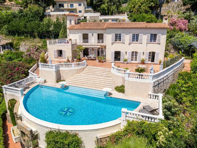 Maison 255 m²