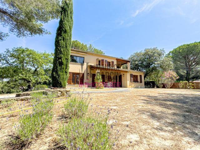 Maison 256m2 256m² Sablet