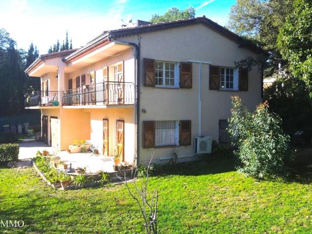 Maison 250 M² À Fort Potentiel – Exclusivité Mandelieu Minel. 212m² Mandelieu la Napoule