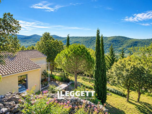 Maison 25 pièces 620 m²