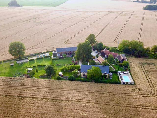 Maison 25 pièces 702 m²