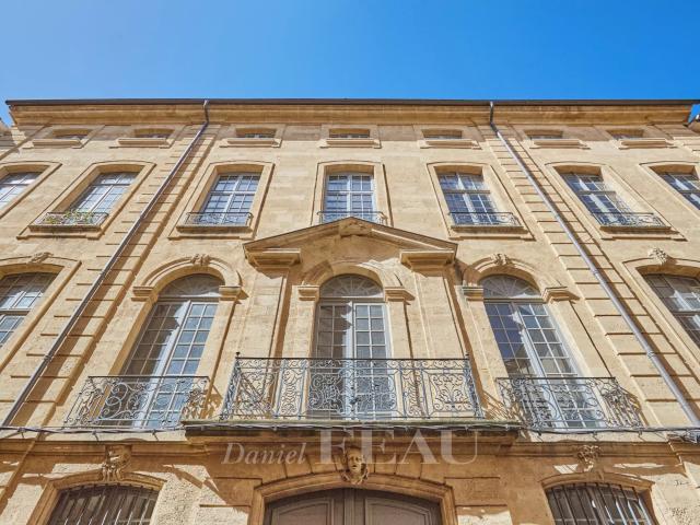Maison 26 pièces 786 m²