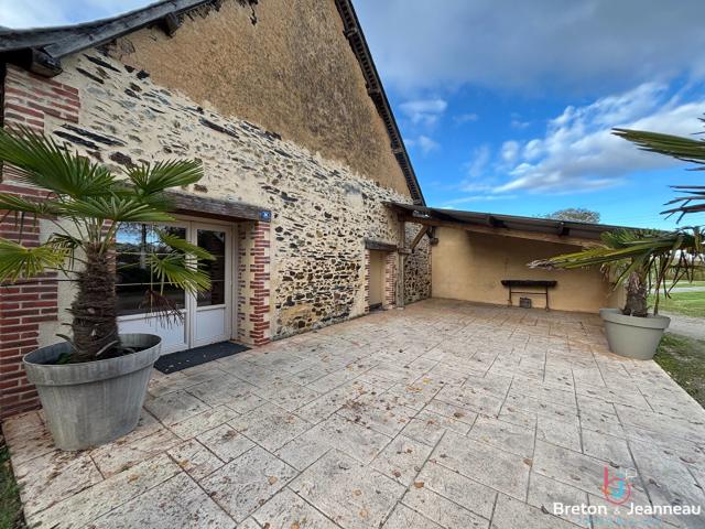 Maison 26 pièces 733 m²