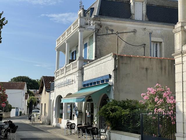 Maison 27 pièces 545 m²