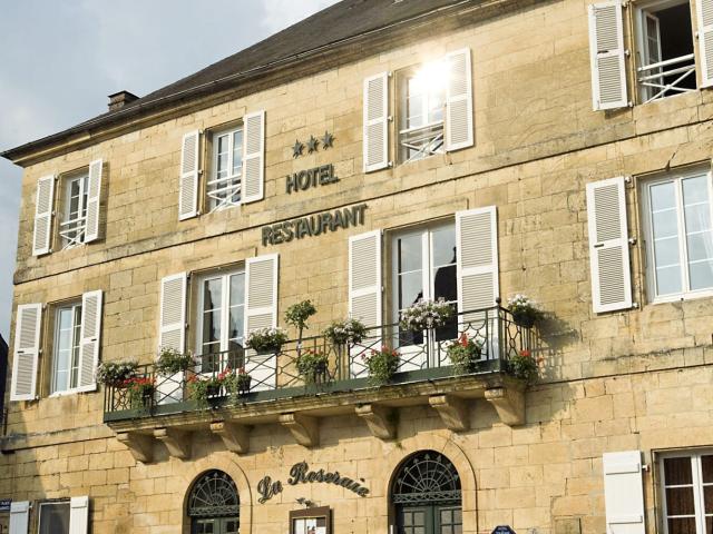 Maison 27 pièces 966 m²