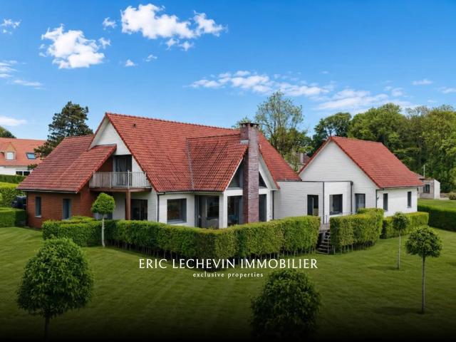 Maison 280 m²