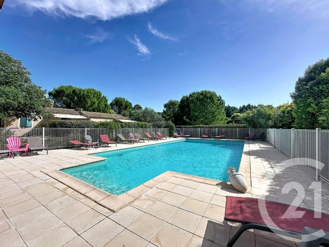 Maison 28 pièces 440 m²