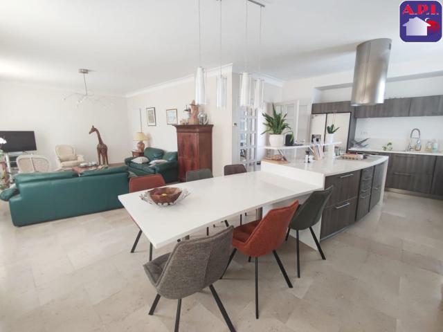 Maison 297m² Saint Jean du Falga