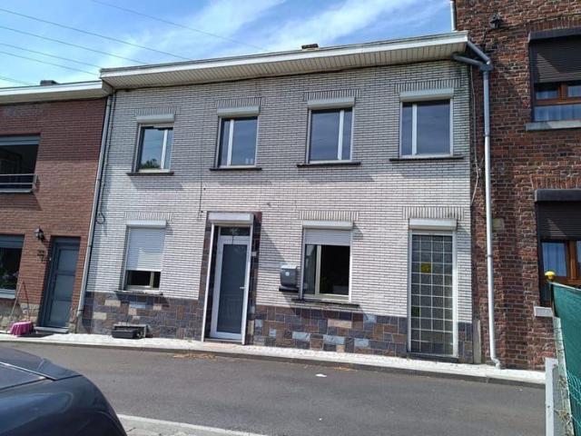 Maison 2 ch. à Saint Nicolas avec jardin 224m²