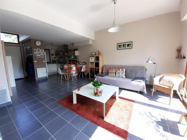 MAISON 2 CH JARDIN ET PARKING 2 VL SECURISE