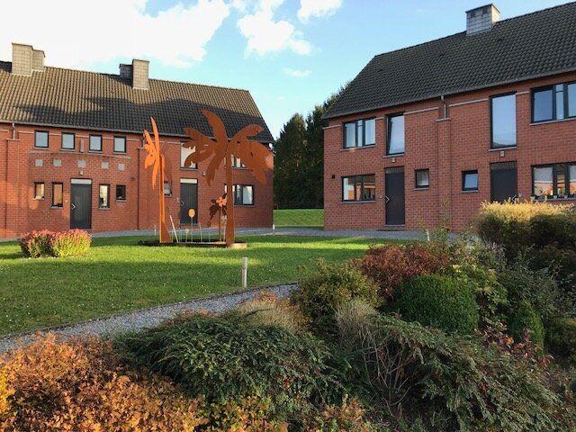 MAISON 2 CH Située dans un clos privé & parc de 5000 m2