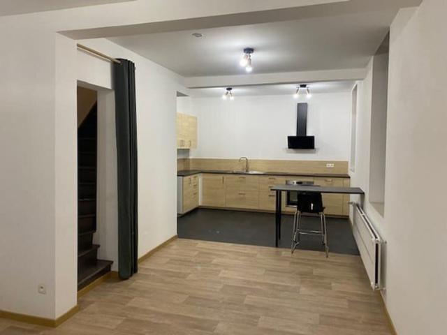 Maison 2 chambres à louer Frameries, 120m² habitables