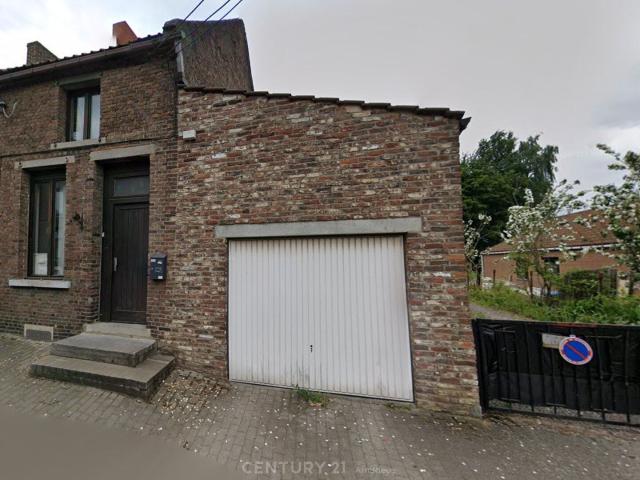 Maison 2 Chambres avec garage et jardin Quaregnon