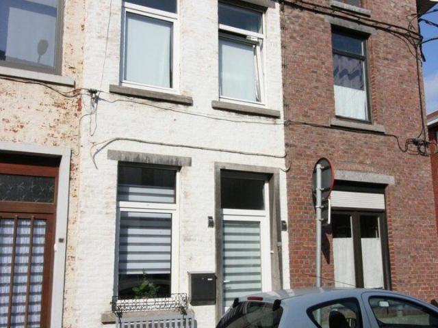 Maison 2 chambres en enfilade sans extérieur