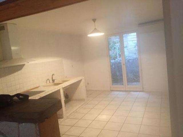 Maison 2 chambres, LESTIAC SUR GARONNE Aquitaine 33550 ES106254872