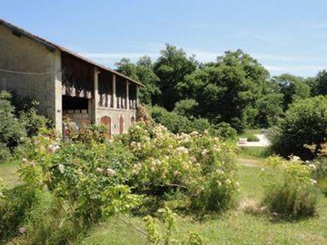 Maison 2 chambres, Saint Gironde 33920 ES93040769