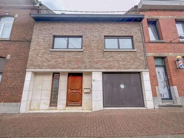 maison 2 façades à BOIS D'HAINE 7170 980 €