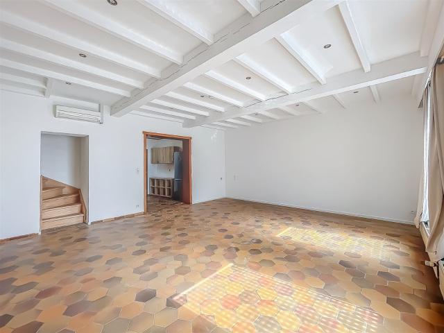 maison 2 façades à MORLANWELZ 7140 800 €