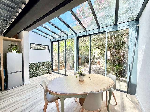Maison 2 pièce s avec jardin et dependance 77.42 m2