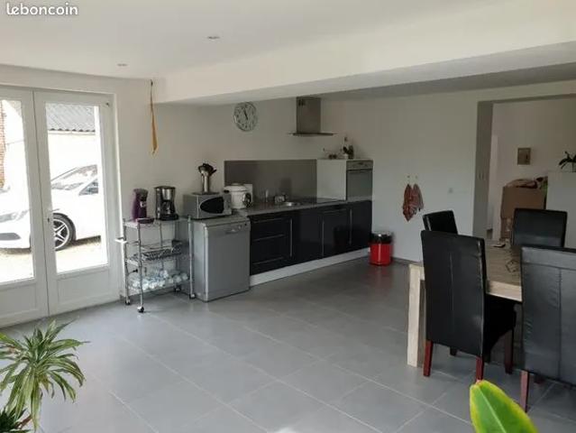 Maison 2 pièces 105 m²