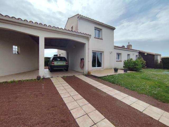 Maison 2 pièces 108 m²