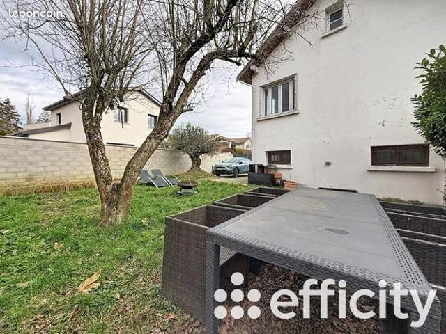 Maison 2 pièces 100 m²