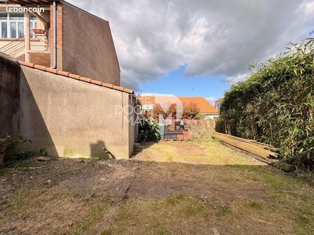 Maison 2 pièces 103 m²
