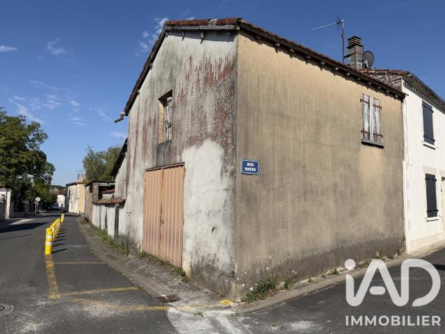 Maison 2 pièces 114 m²