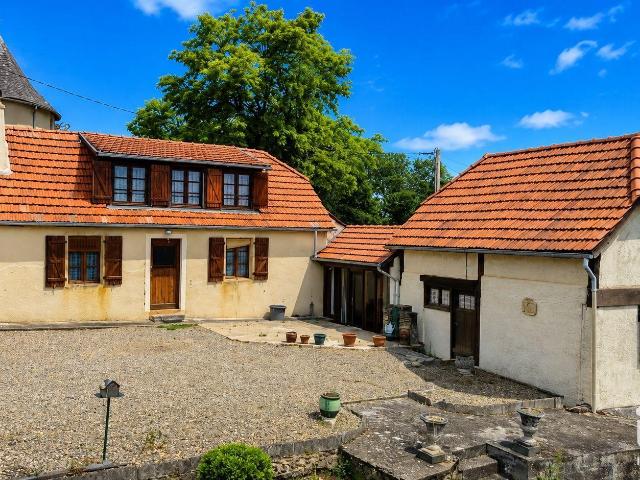 Maison 2 pièces 111 m²