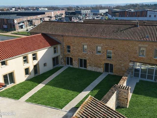 Maison 2 pièces 122 m²