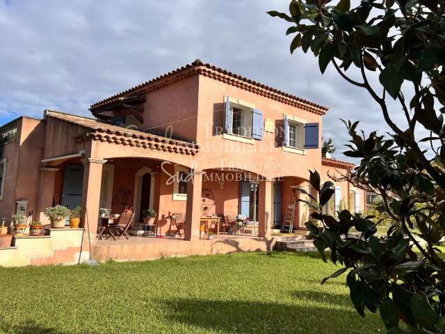 Maison 2 pièces 134 m²