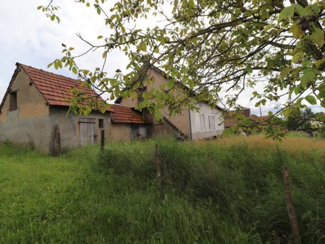 Maison 2 pièces 140 m²
