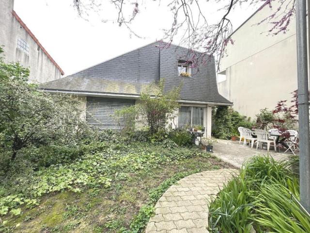 Maison 2 pièces 159 m²