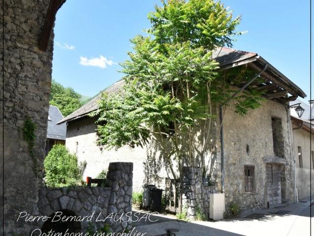 Maison 2 pièces 160 m²