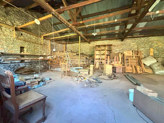 Maison 2 pièces 160 m²