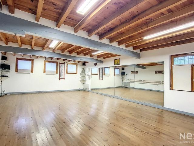 Maison 2 pièces 177 m²